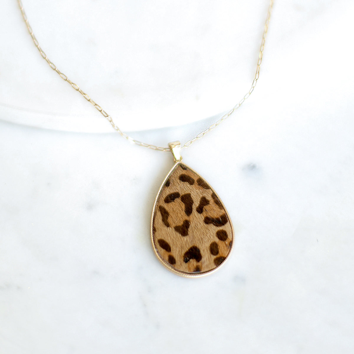 Animal hot sale print necklace